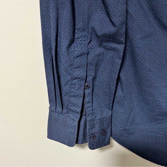 Lauren Ralph Lauren Men’s Regular Fit Stretch Button Down Shirt – Large - Picture 6 of 11